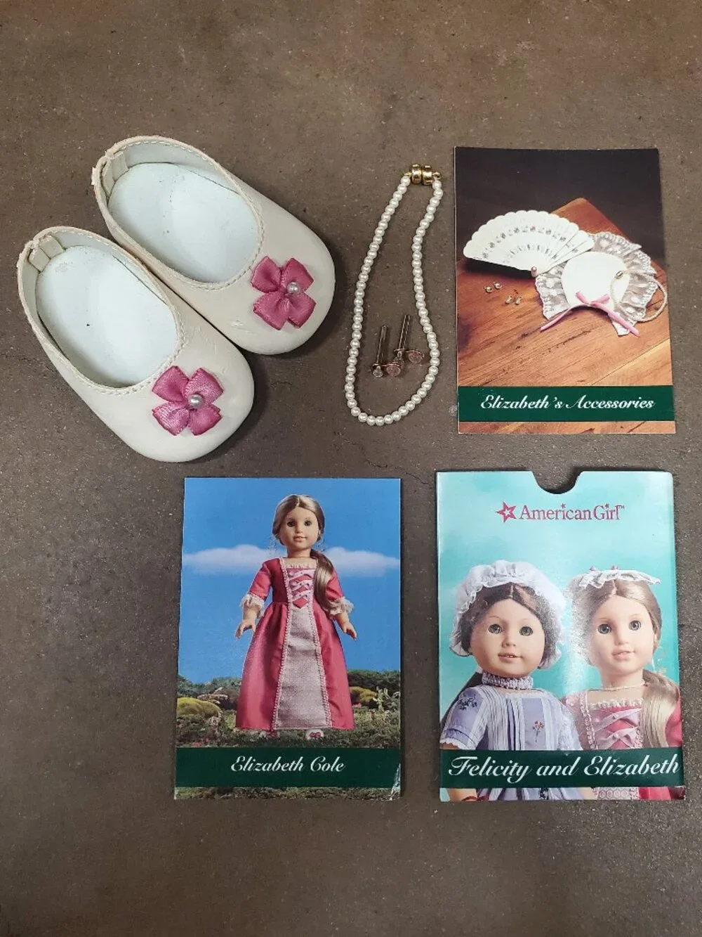 RETIRED American Girl Elizabeth Cole Doll + Pink Meet Gown, Book & Extras VGUC